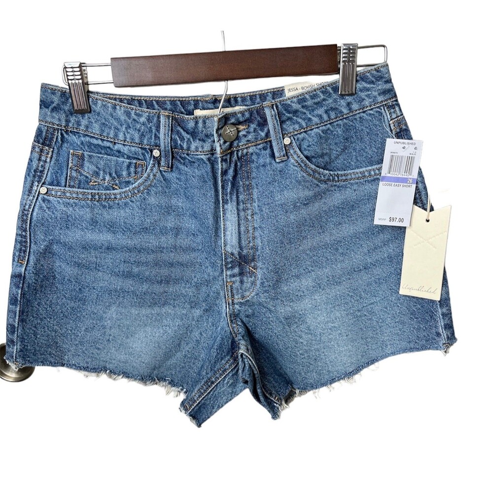 NWT Women’s Unpublished  Jessa-Boyish Denim Jean Short Size 26 #345